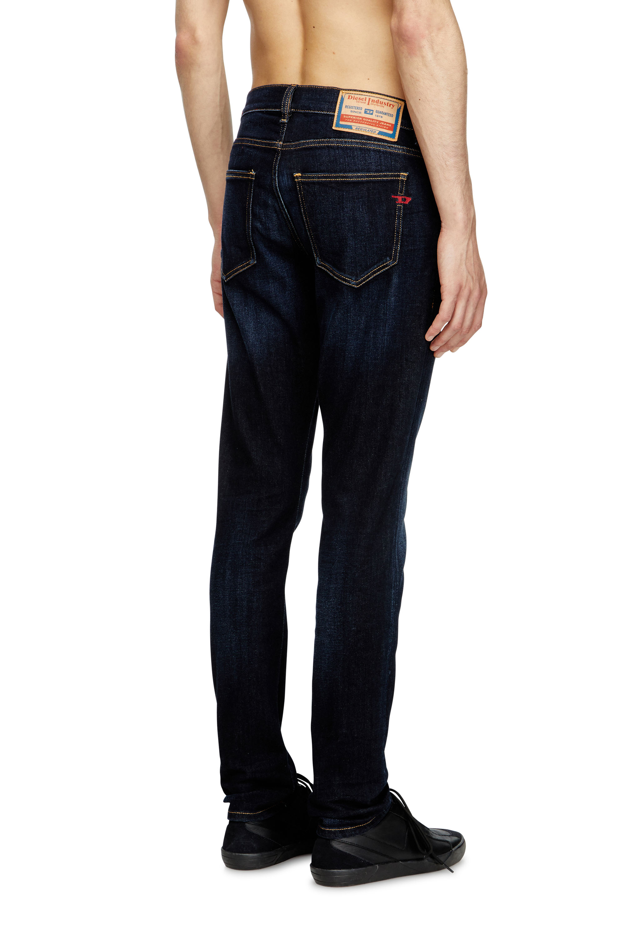 Diesel - Male's Slim Jeans 2019 D-Strukt 009ZS, ダークブルー - 4